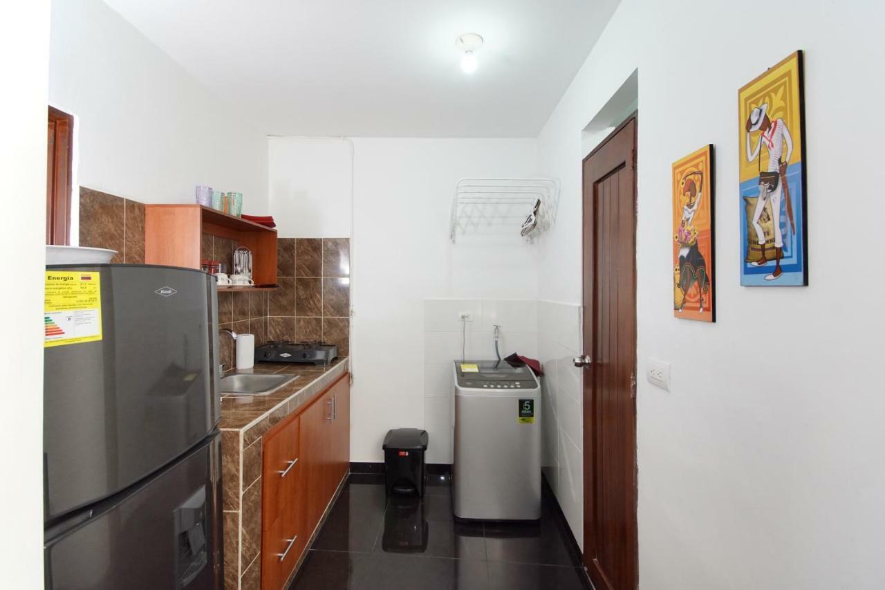 Cozy Apartment Excellent Location, Air Conditioning Cali Exterior photo